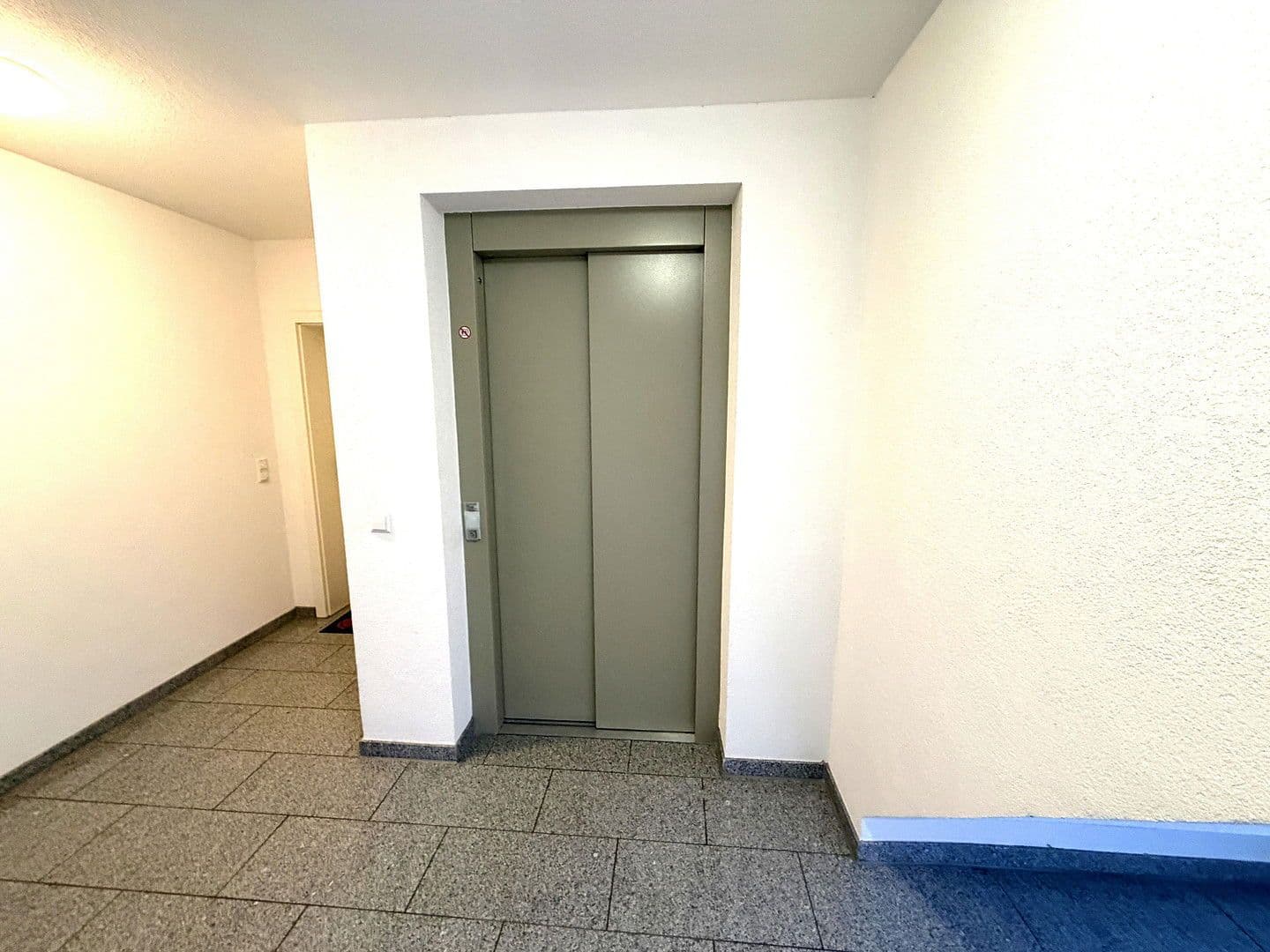 Predaj bytu 3-izbový 98 m², Weinstadt, Bádensko-Wurttembersko Predaj bytu 3-izbový 98 m², Weinstadt, Bádensko-Wurttembersko