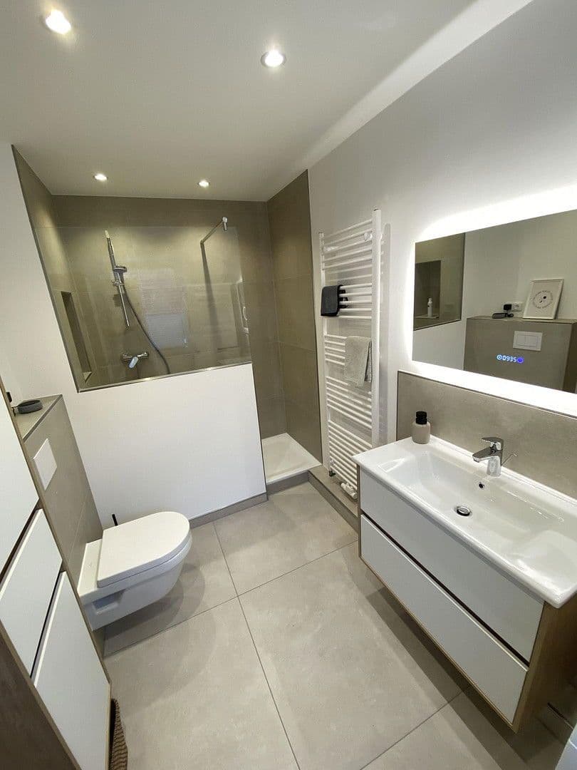 Prenájom bytu 3-izbový 94 m², Oldenburg in Holstein, Šlezvicko-Holštajnsko Prenájom bytu 3-izbový 94 m², Oldenburg in Holstein, Šlezvicko-Holštajnsko