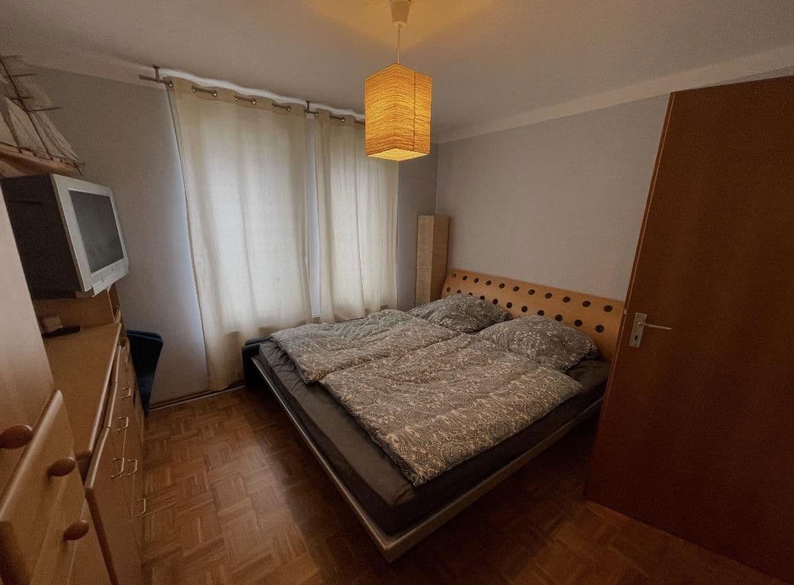 Prenájom bytu 3-izbový 78 m², Affalterbach, Bádensko-Wurttembersko Prenájom bytu 3-izbový 78 m², Affalterbach, Bádensko-Wurttembersko