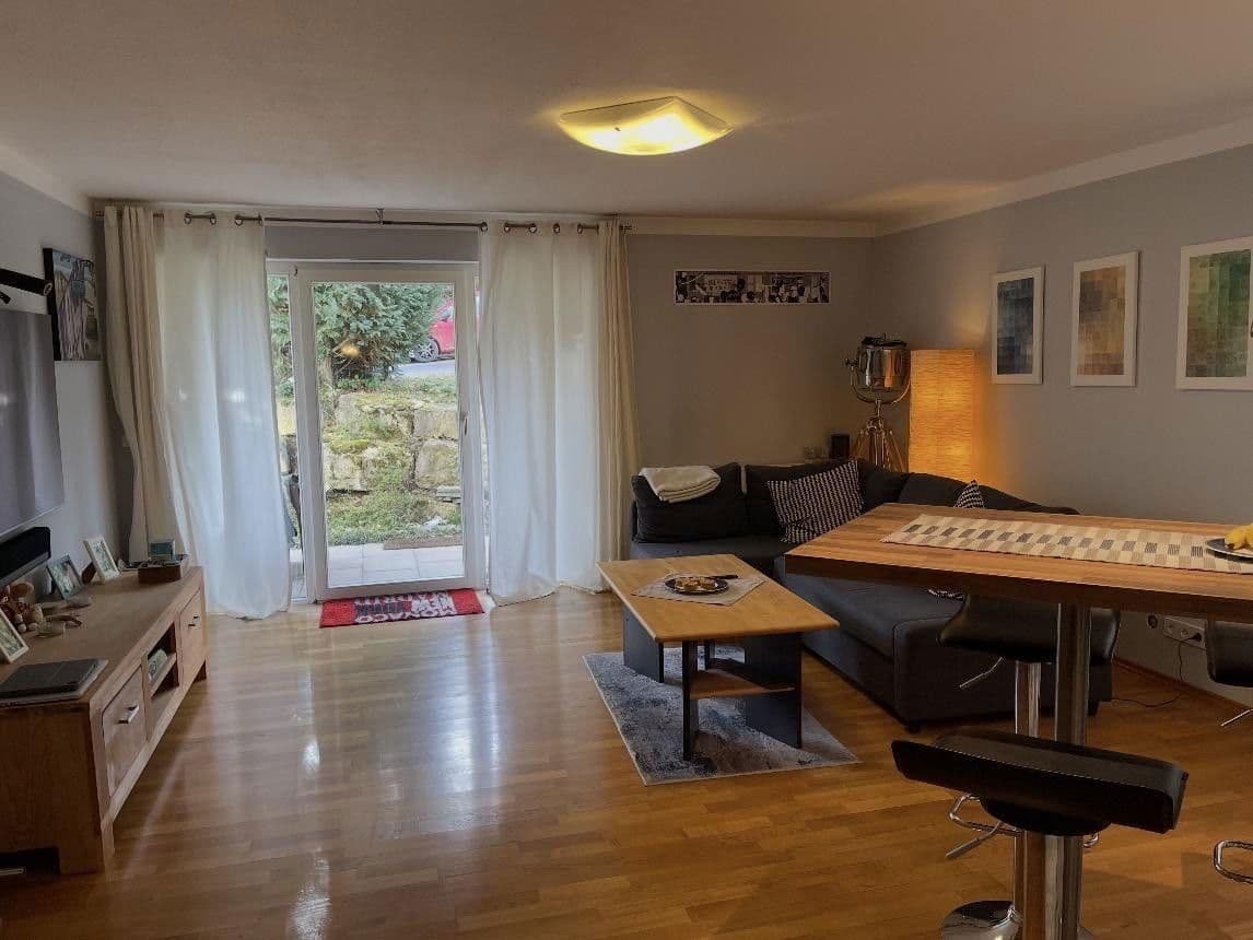 Prenájom bytu 3-izbový 78 m², Affalterbach, Bádensko-Wurttembersko Prenájom bytu 3-izbový 78 m², Affalterbach, Bádensko-Wurttembersko