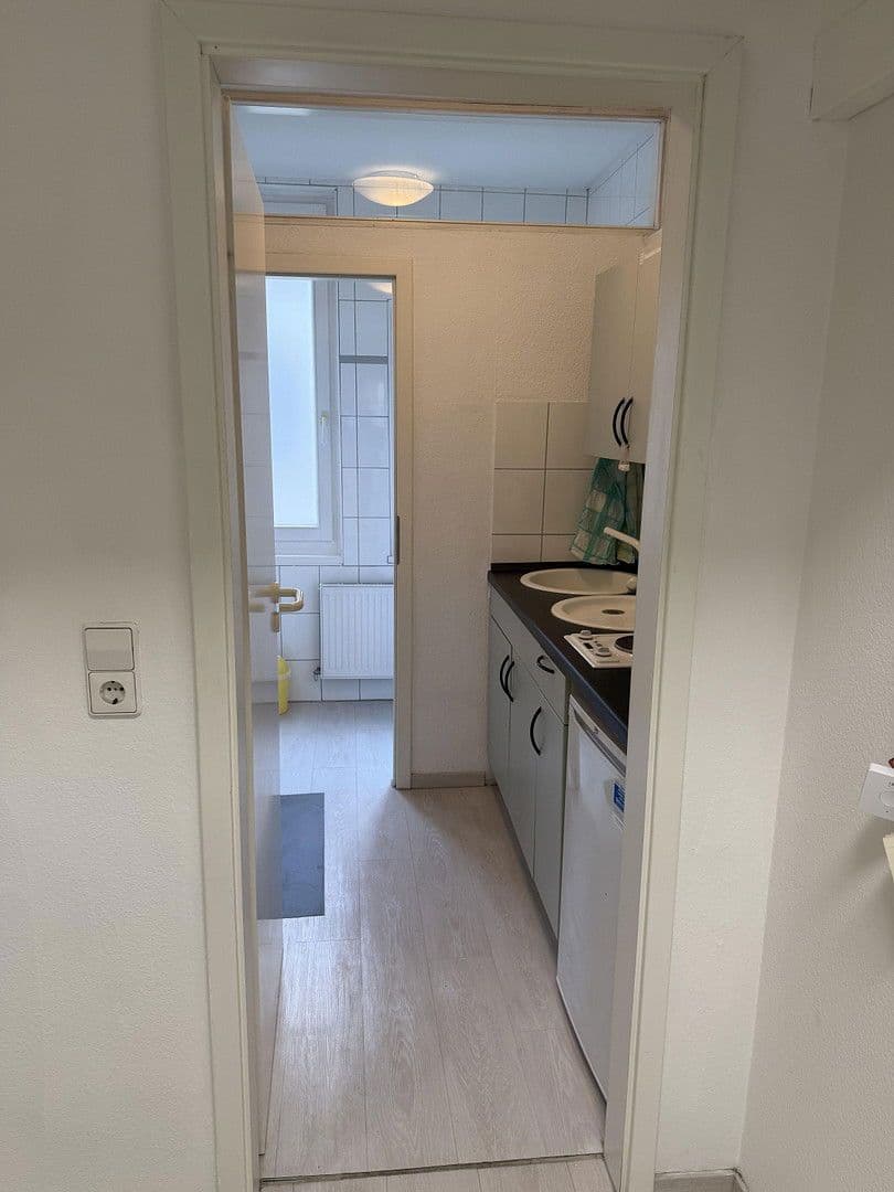 Prenájom kancelárie 52 m², Pliensaustraße 27, Esslingen am Neckar, Bádensko-Wurttembersko Prenájom kancelárie 52 m², Pliensaustraße 27, Esslingen am Neckar, Bádensko-Wurttembersko