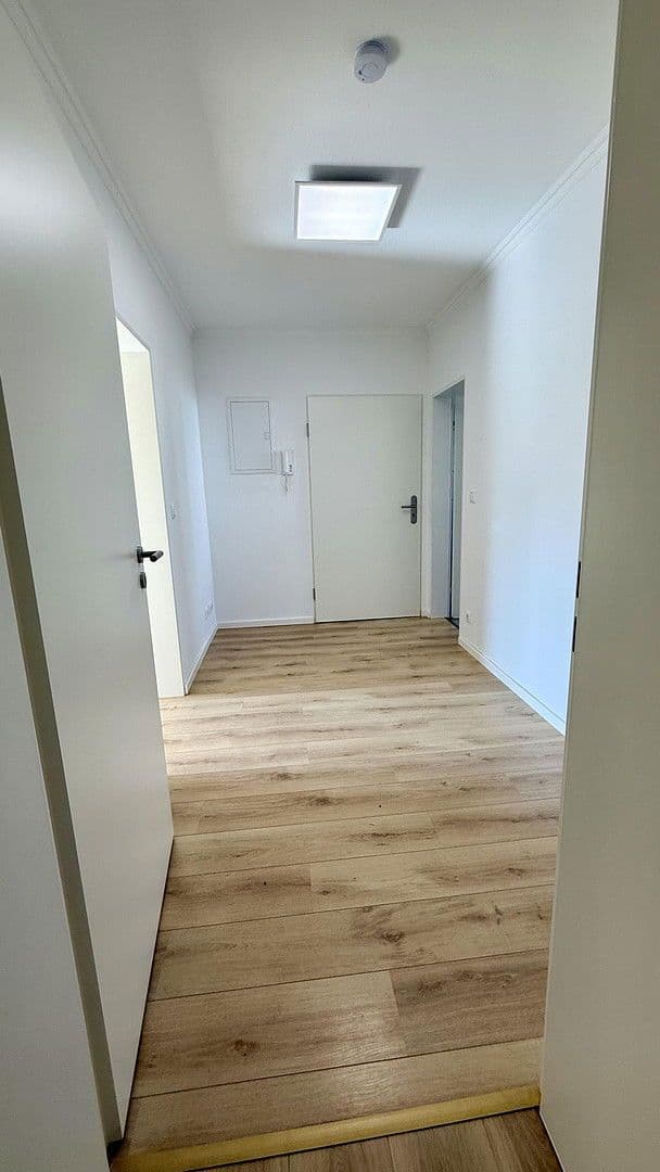 Prenájom bytu 2-izbový 56 m², Donaustauf, Bavorsko Prenájom bytu 2-izbový 56 m², Donaustauf, Bavorsko