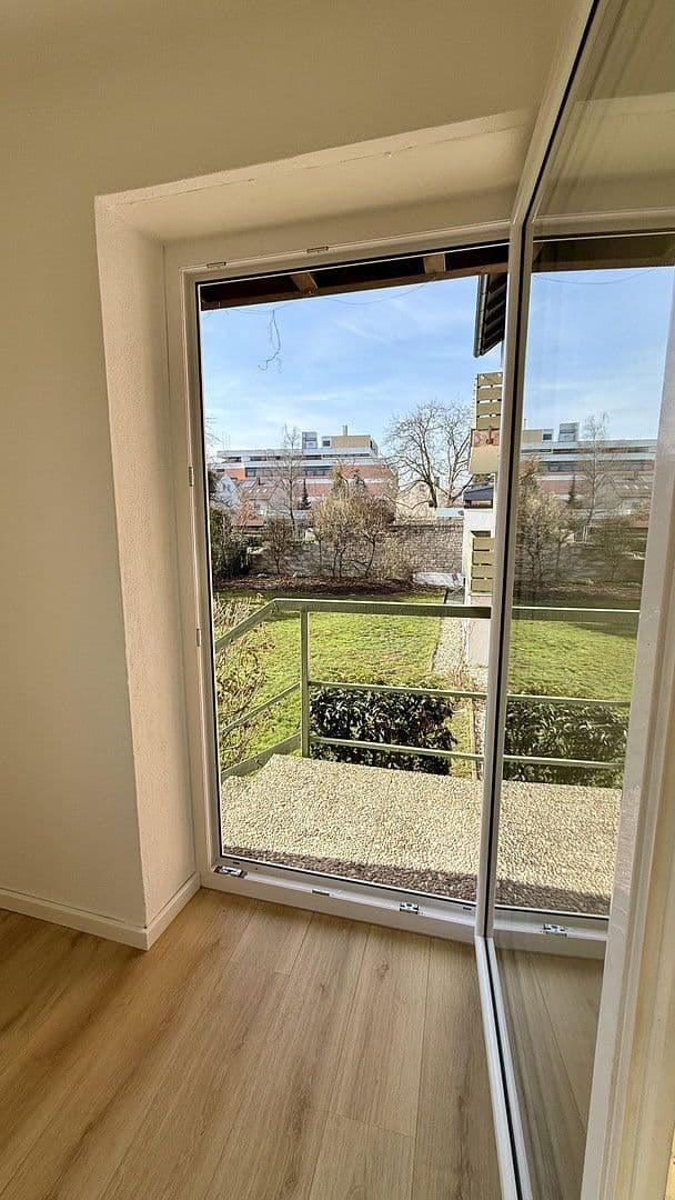 Prenájom bytu 2-izbový 56 m², Donaustauf, Bavorsko Prenájom bytu 2-izbový 56 m², Donaustauf, Bavorsko