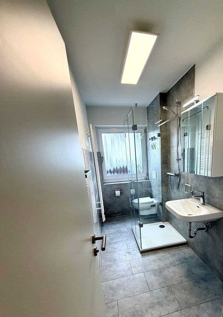 Prenájom bytu 2-izbový 56 m², Donaustauf, Bavorsko Prenájom bytu 2-izbový 56 m², Donaustauf, Bavorsko