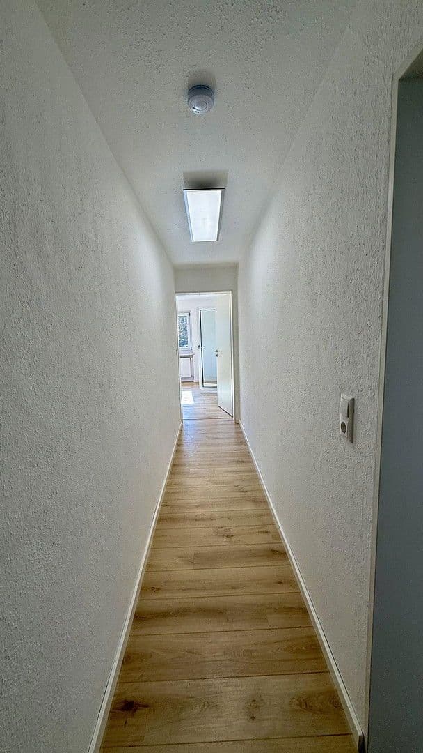 Prenájom bytu 2-izbový 56 m², Donaustauf, Bavorsko Prenájom bytu 2-izbový 56 m², Donaustauf, Bavorsko