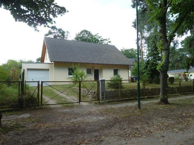 Predaj domu 139 m², pozemek 1.098 m², Mühlenbecker Land, Brandenbursko Predaj domu 139 m², pozemek 1.098 m², Mühlenbecker Land, Brandenbursko