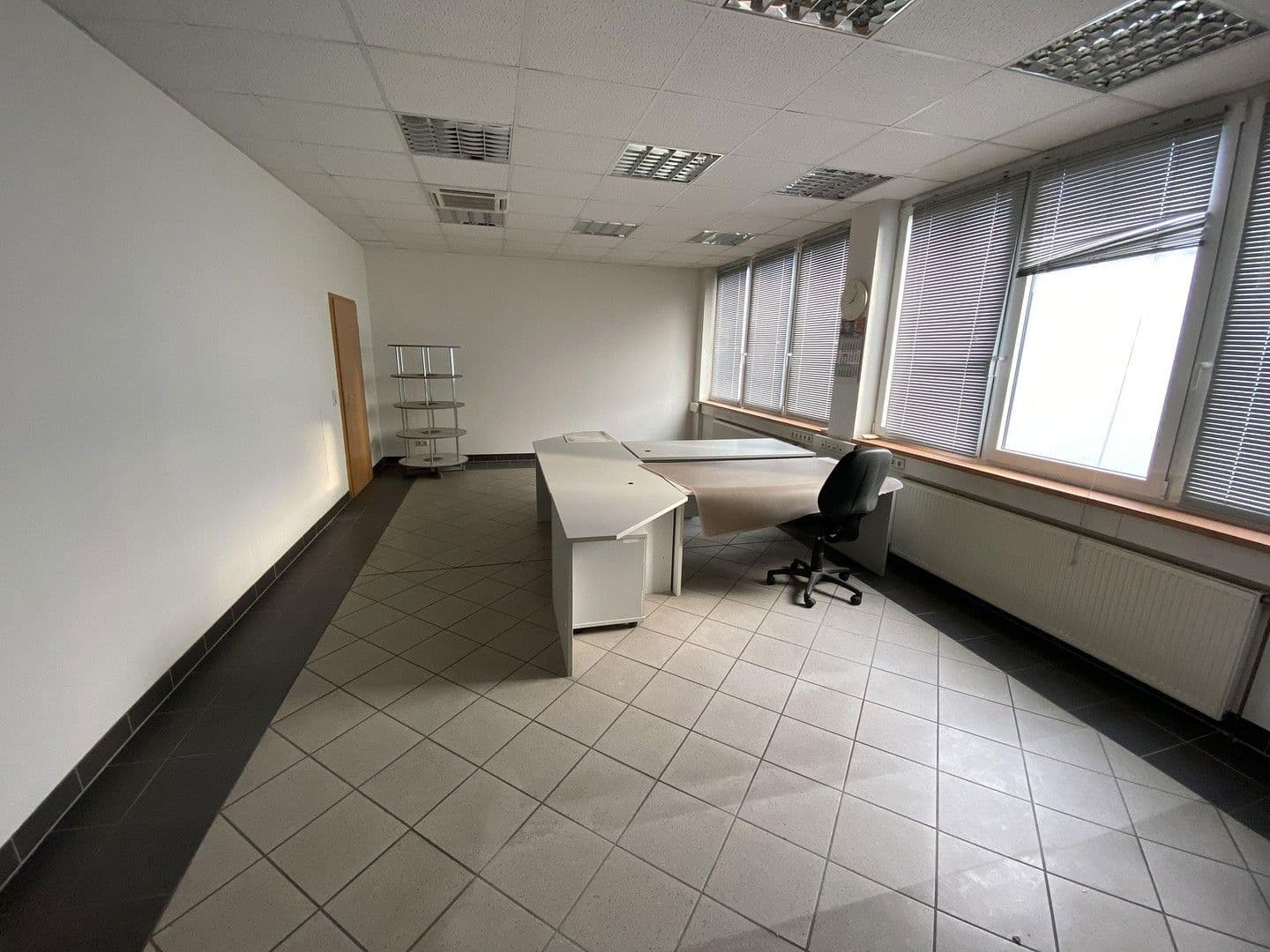 Predaj nebytového priestoru 7.574 m², Sülzborn 2, Magdeburg, Sasko-Anhaltsko Predaj nebytového priestoru 7.574 m², Sülzborn 2, Magdeburg, Sasko-Anhaltsko