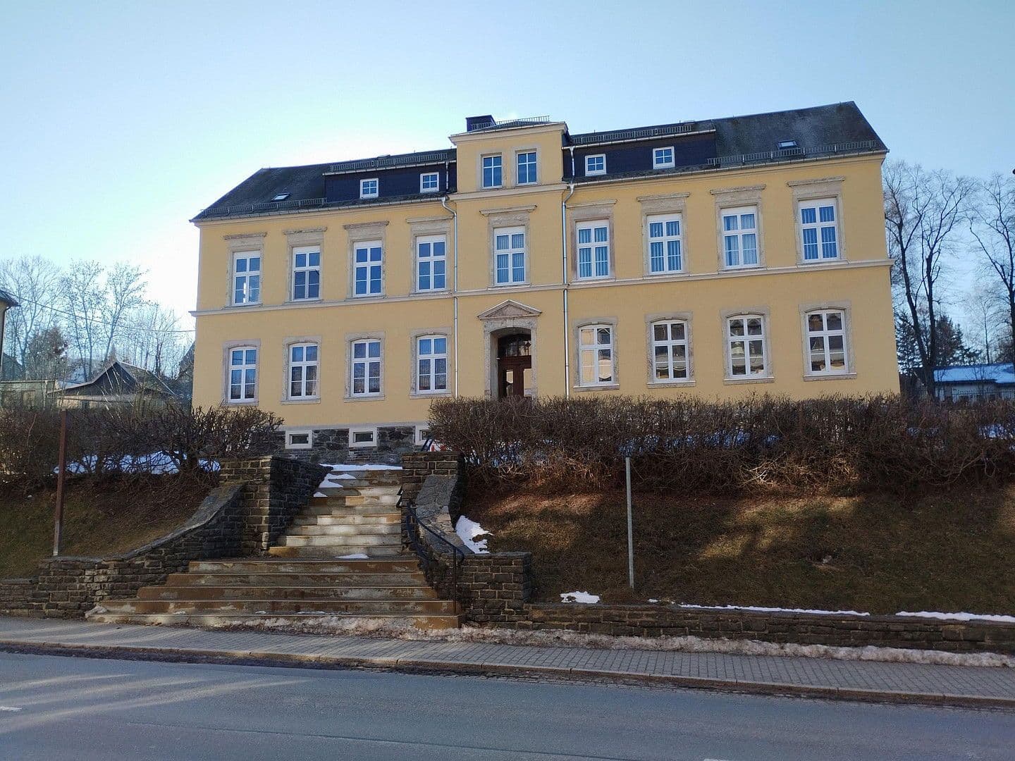 Predaj domu 495 m², pozemek 2.540 m², Auerbach, Sasko Predaj domu 495 m², pozemek 2.540 m², Auerbach, Sasko