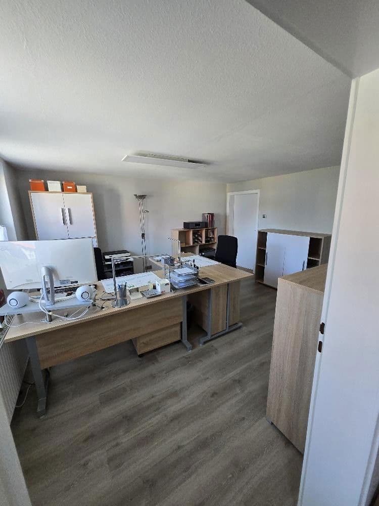 Predaj domu 262 m², pozemek 1.100 m², Bad Grund, Dolné Sasko Predaj domu 262 m², pozemek 1.100 m², Bad Grund, Dolné Sasko