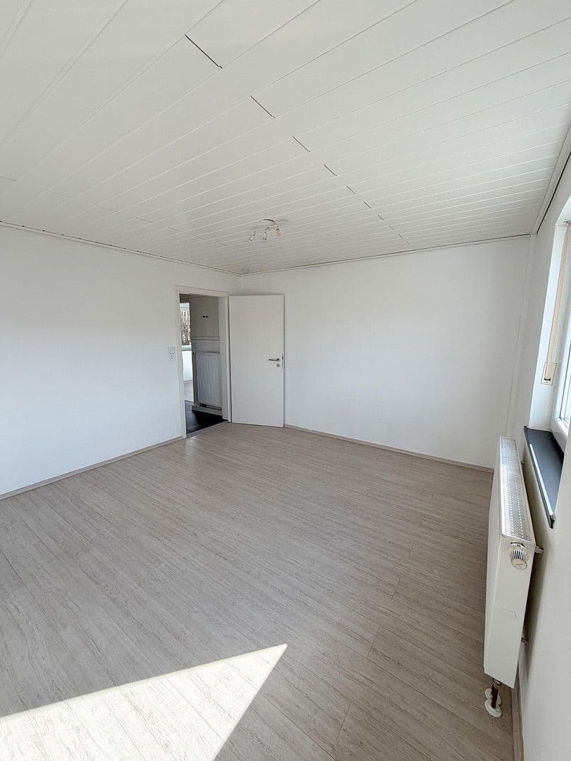 Predaj domu 138 m², pozemek 1.198 m², Beratzhausen, Bavorsko Predaj domu 138 m², pozemek 1.198 m², Beratzhausen, Bavorsko