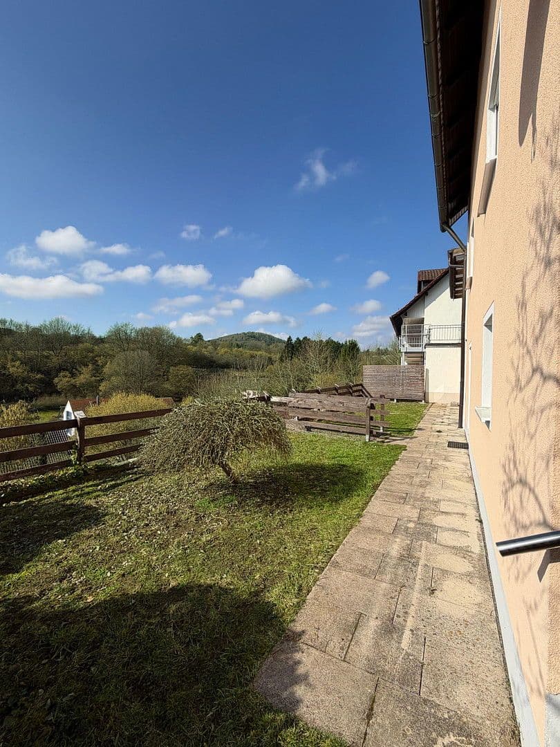 Predaj domu 138 m², pozemek 1.198 m², Beratzhausen, Bavorsko Predaj domu 138 m², pozemek 1.198 m², Beratzhausen, Bavorsko