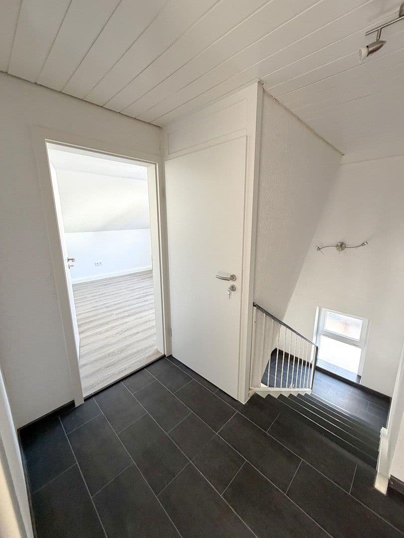 Predaj domu 138 m², pozemek 1.198 m², Beratzhausen, Bavorsko Predaj domu 138 m², pozemek 1.198 m², Beratzhausen, Bavorsko