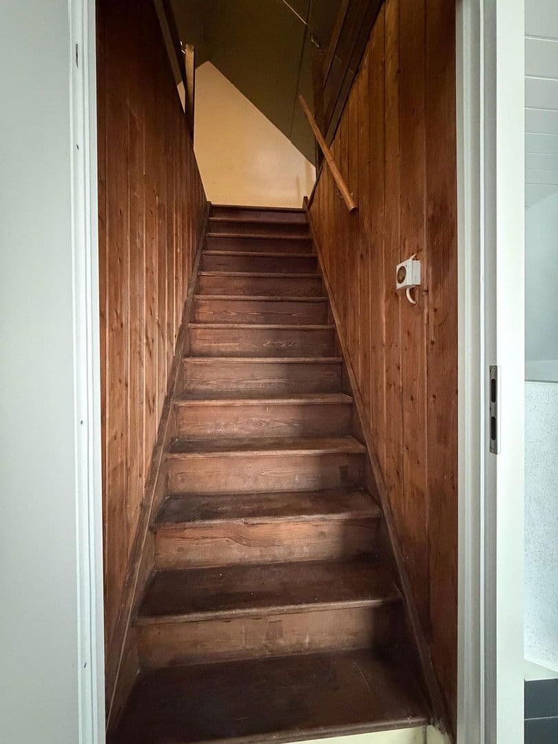 Predaj domu 138 m², pozemek 1.198 m², Beratzhausen, Bavorsko Predaj domu 138 m², pozemek 1.198 m², Beratzhausen, Bavorsko