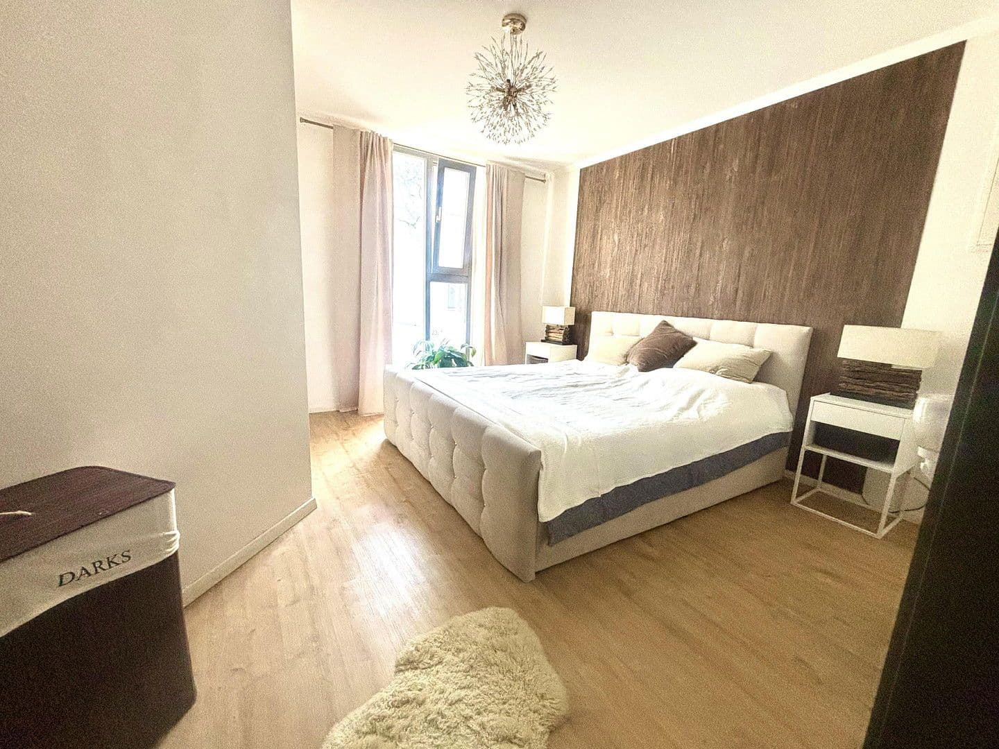 Prenájom bytu 3-izbový 110 m², Bonn, Severné Porýnie - Westfálsko Prenájom bytu 3-izbový 110 m², Bonn, Severné Porýnie - Westfálsko