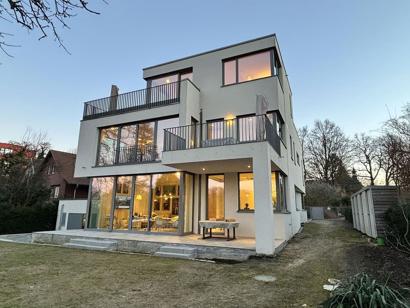 Predaj bytu 4-izbový 142 m², Berlin, Berlín Predaj bytu 4-izbový 142 m², Berlin, Berlín