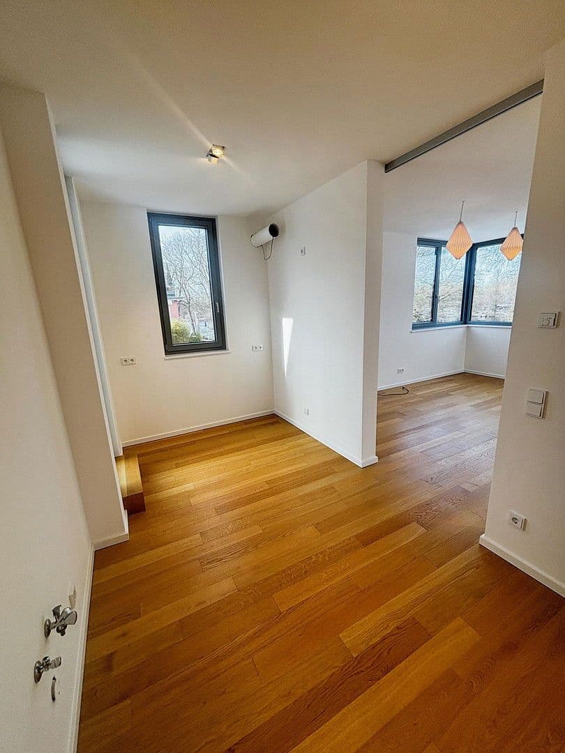Predaj bytu 4-izbový 142 m², Berlin, Berlín Predaj bytu 4-izbový 142 m², Berlin, Berlín