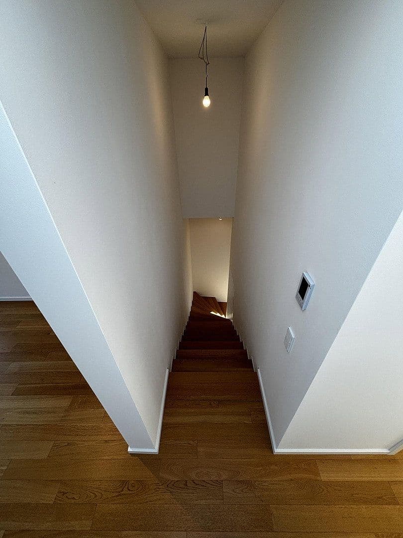 Predaj bytu 4-izbový 142 m², Berlin, Berlín Predaj bytu 4-izbový 142 m², Berlin, Berlín