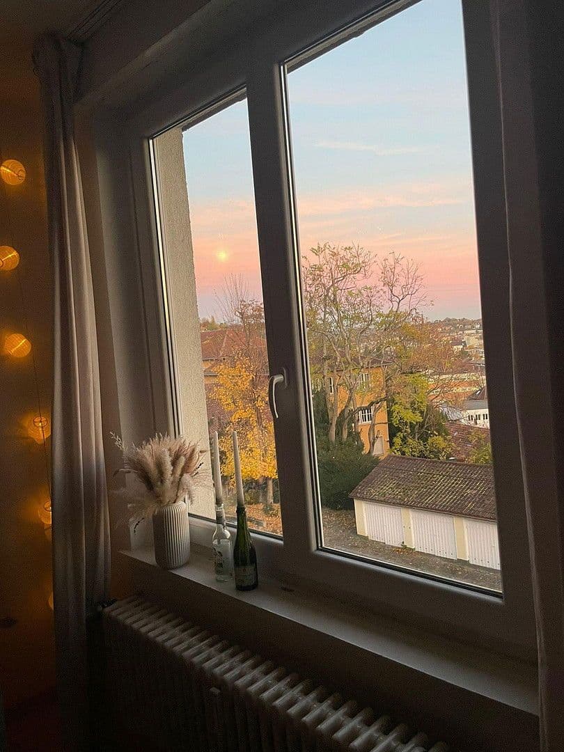 Prenájom bytu 3-izbový 74 m², Dillmannstr. 12, Stuttgart, Bádensko-Wurttembersko Prenájom bytu 3-izbový 74 m², Dillmannstr. 12, Stuttgart, Bádensko-Wurttembersko