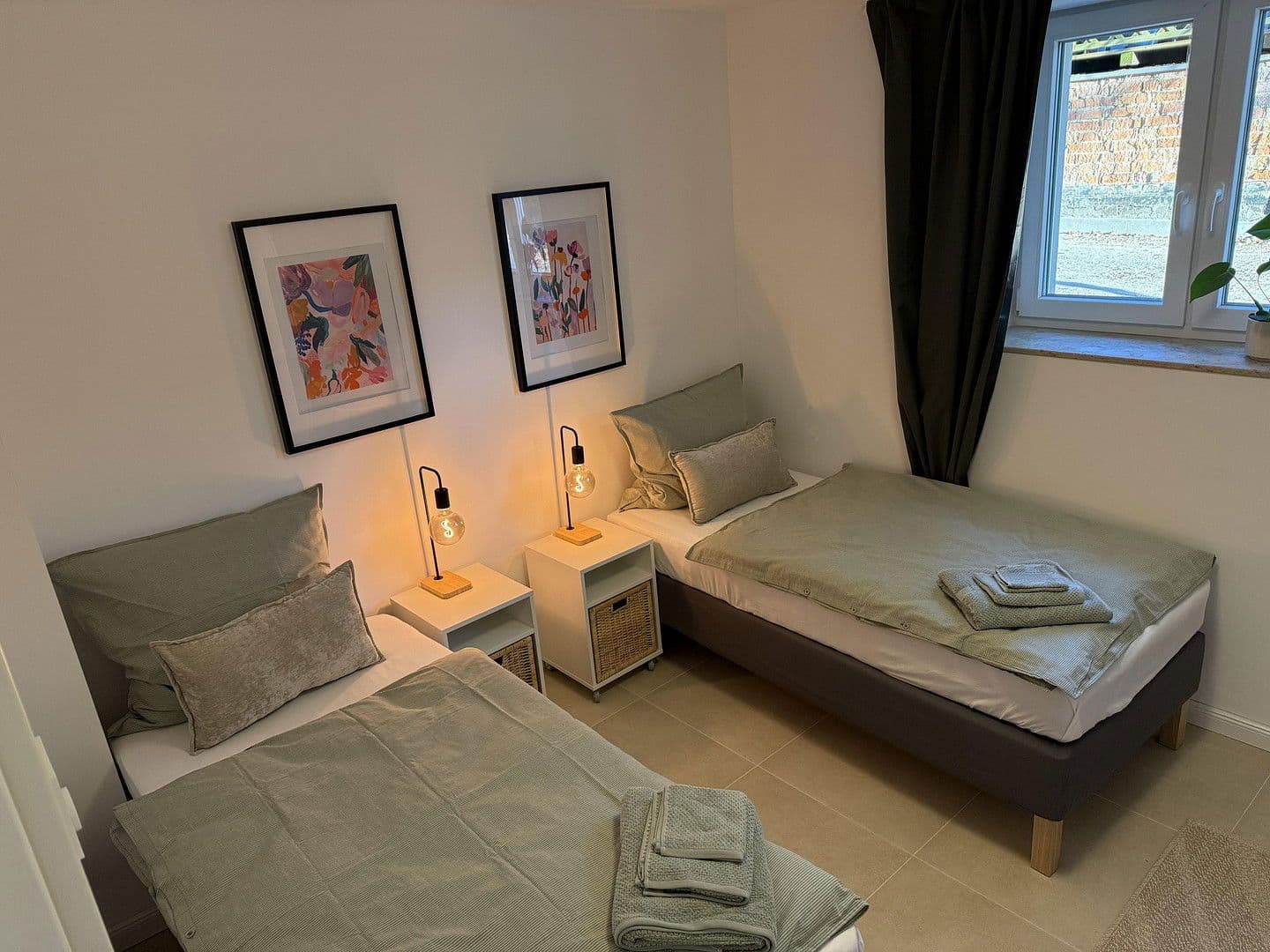 Prenájom bytu 2-izbový 55 m², Berlin, Berlín Prenájom bytu 2-izbový 55 m², Berlin, Berlín