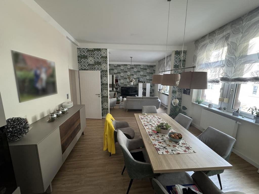 Prenájom bytu 6-izbový 118 m², Pestalozzistraße 31, Mannheim, Bádensko-Wurttembersko Prenájom bytu 6-izbový 118 m², Pestalozzistraße 31, Mannheim, Bádensko-Wurttembersko