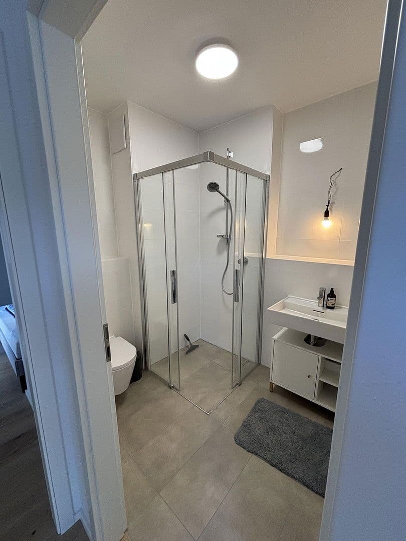 Prenájom bytu 2-izbový 45 m², Hermine-von-Parish-Str. 41, München, Bavorsko Prenájom bytu 2-izbový 45 m², Hermine-von-Parish-Str. 41, München, Bavorsko