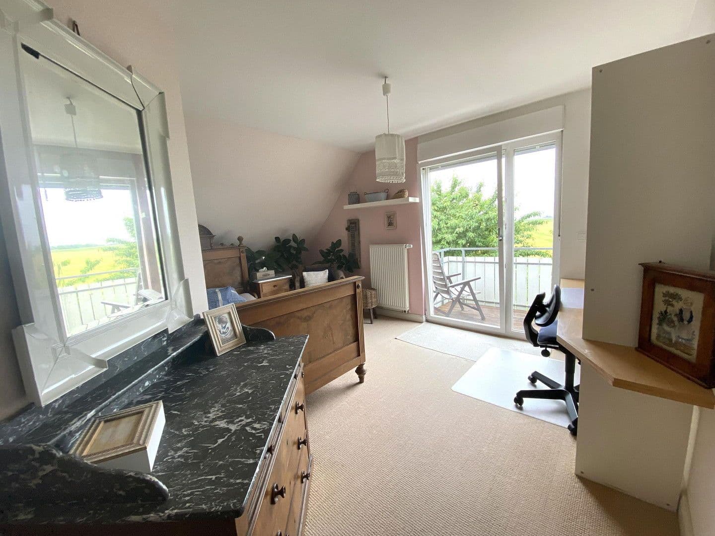 Predaj domu 224 m², pozemek 619 m², Schwäbisch Hall, Bádensko-Wurttembersko Predaj domu 224 m², pozemek 619 m², Schwäbisch Hall, Bádensko-Wurttembersko