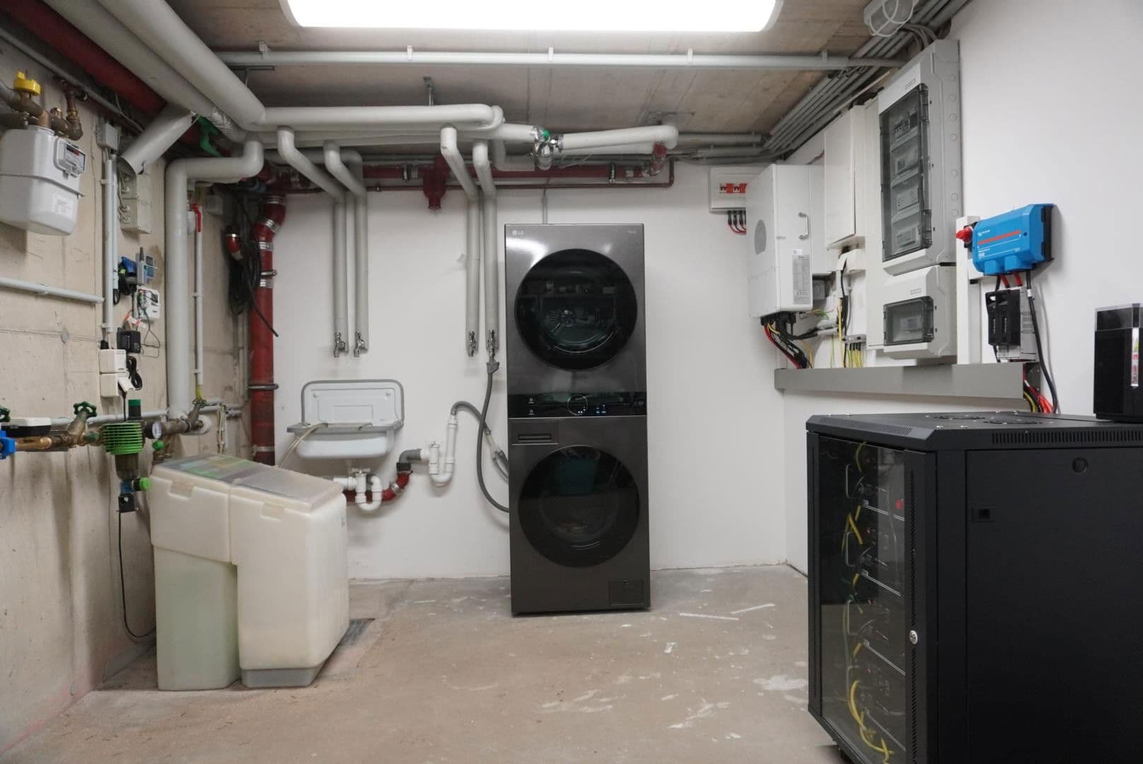 Predaj domu 147 m², pozemek 303 m², Gladbacher Straße 280, Neuss, Severné Porýnie - Westfálsko Predaj domu 147 m², pozemek 303 m², Gladbacher Straße 280, Neuss, Severné Porýnie - Westfálsko