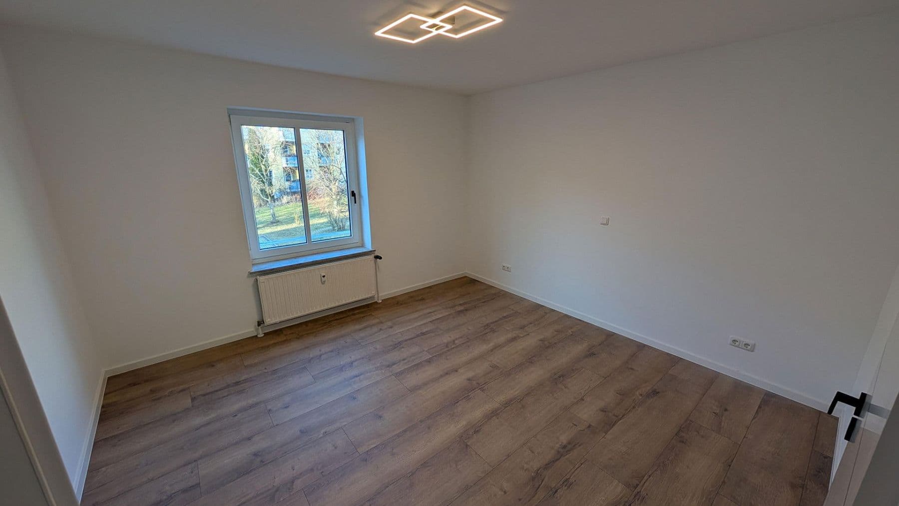 Predaj bytu 2-izbový 57 m², Bruno Apitz Straße 2c, Weimar, Durínsko Predaj bytu 2-izbový 57 m², Bruno Apitz Straße 2c, Weimar, Durínsko
