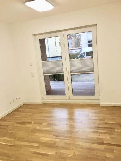 Prenájom bytu 4-izbový 125 m², Dahmestr. 8, Berlin, Berlín Prenájom bytu 4-izbový 125 m², Dahmestr. 8, Berlin, Berlín