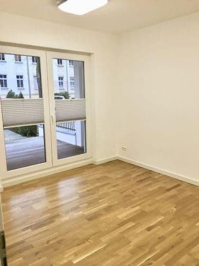 Prenájom bytu 4-izbový 125 m², Dahmestr. 8, Berlin, Berlín Prenájom bytu 4-izbový 125 m², Dahmestr. 8, Berlin, Berlín