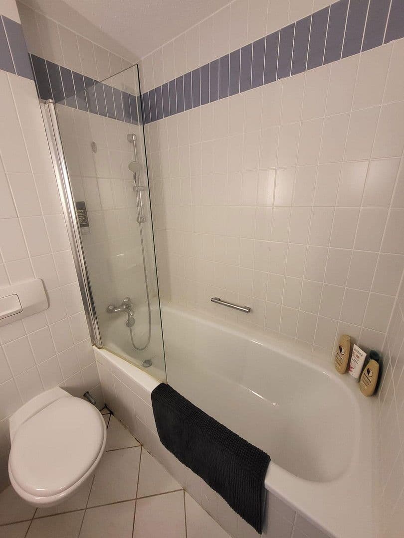 Prenájom bytu 1-izbový 23 m², Ohmstr. 30, Frankfurt am Main, Hesensko Prenájom bytu 1-izbový 23 m², Ohmstr. 30, Frankfurt am Main, Hesensko