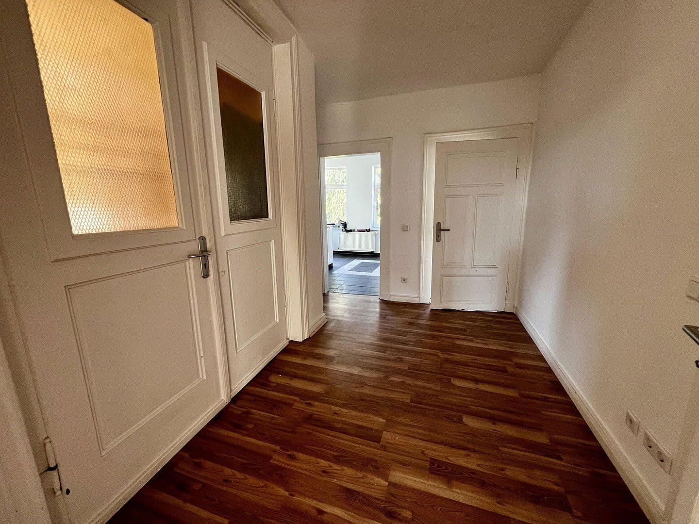 Prenájom bytu 4-izbový 114 m², Lüneburger Straße 11, Celle, Dolné Sasko Prenájom bytu 4-izbový 114 m², Lüneburger Straße 11, Celle, Dolné Sasko