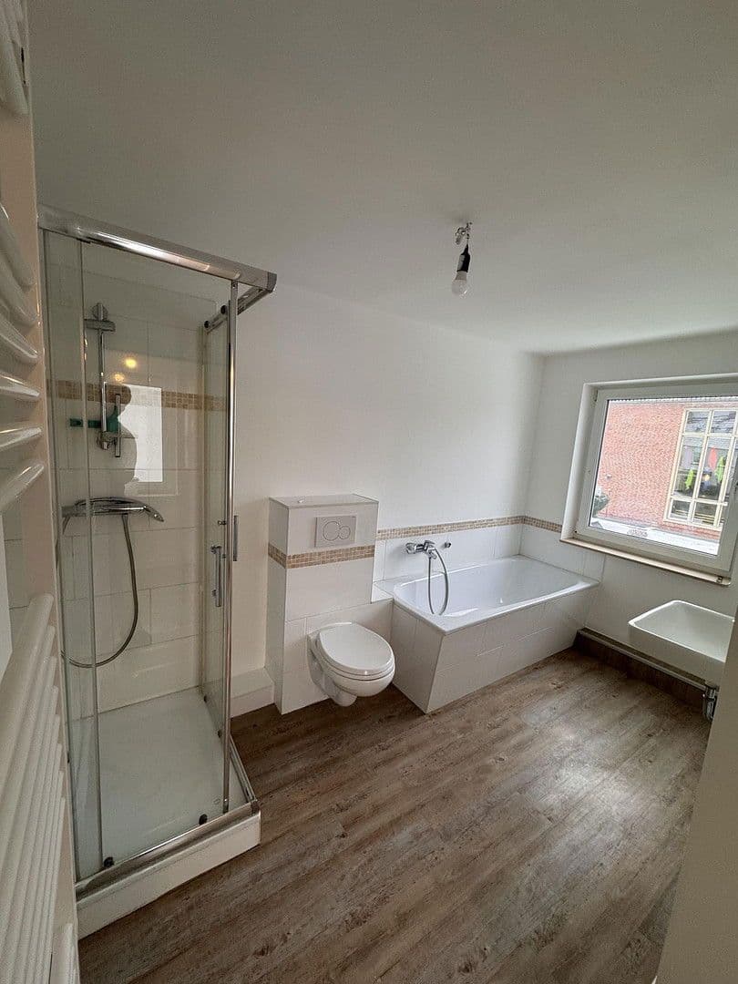 Predaj domu 90 m², pozemek 196 m², Cleverhofer Weg 106, Bad Schwartau, Šlezvicko-Holštajnsko Predaj domu 90 m², pozemek 196 m², Cleverhofer Weg 106, Bad Schwartau, Šlezvicko-Holštajnsko