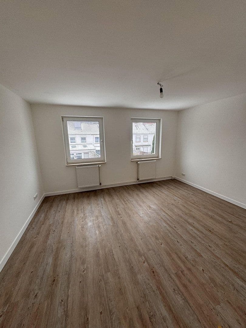 Predaj domu 90 m², pozemek 196 m², Cleverhofer Weg 106, Bad Schwartau, Šlezvicko-Holštajnsko Predaj domu 90 m², pozemek 196 m², Cleverhofer Weg 106, Bad Schwartau, Šlezvicko-Holštajnsko