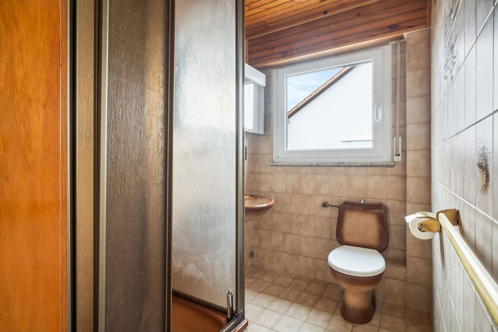 Predaj domu 150 m², pozemek 575 m², Riedstraße 13, Groß-Gerau, Hesensko Predaj domu 150 m², pozemek 575 m², Riedstraße 13, Groß-Gerau, Hesensko