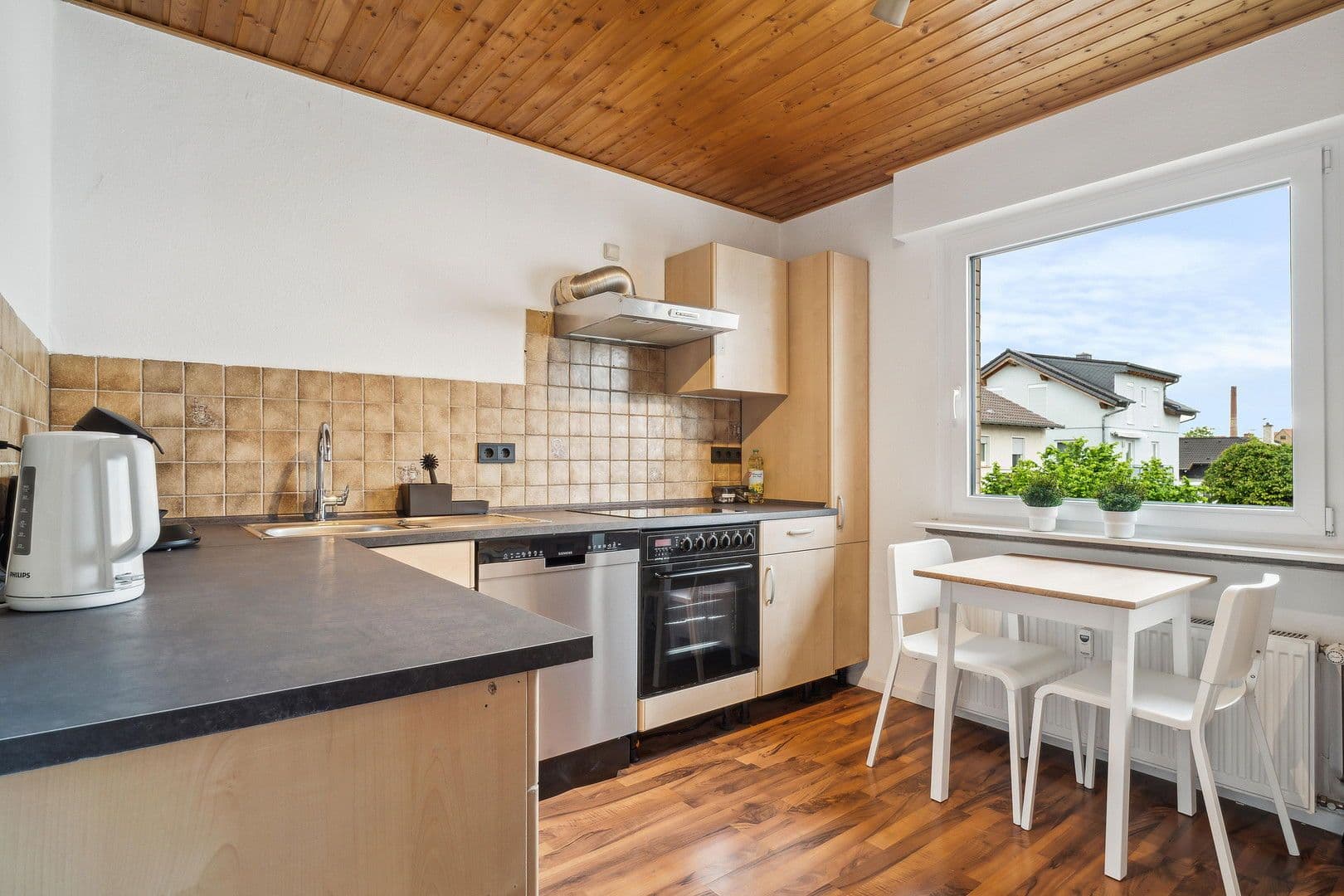 Predaj domu 150 m², pozemek 575 m², Riedstraße 13, Groß-Gerau, Hesensko Predaj domu 150 m², pozemek 575 m², Riedstraße 13, Groß-Gerau, Hesensko