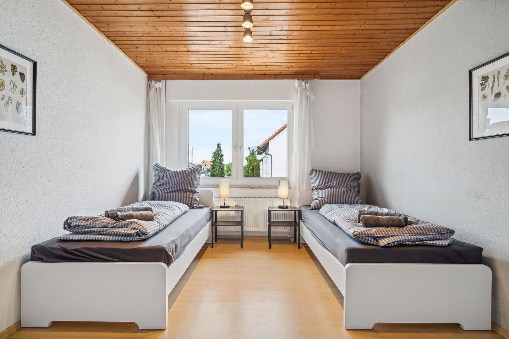 Predaj domu 150 m², pozemek 575 m², Riedstraße 13, Groß-Gerau, Hesensko Predaj domu 150 m², pozemek 575 m², Riedstraße 13, Groß-Gerau, Hesensko