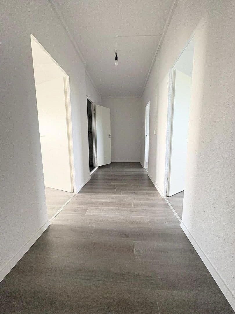 Prenájom bytu 3-izbový 71 m², Nordring 99b, Görlitz, Sasko Prenájom bytu 3-izbový 71 m², Nordring 99b, Görlitz, Sasko