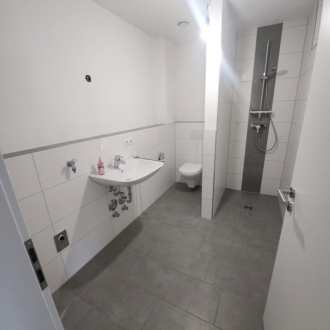 Prenájom bytu 2-izbový 58 m², Ergoldsbach, Bavorsko Prenájom bytu 2-izbový 58 m², Ergoldsbach, Bavorsko