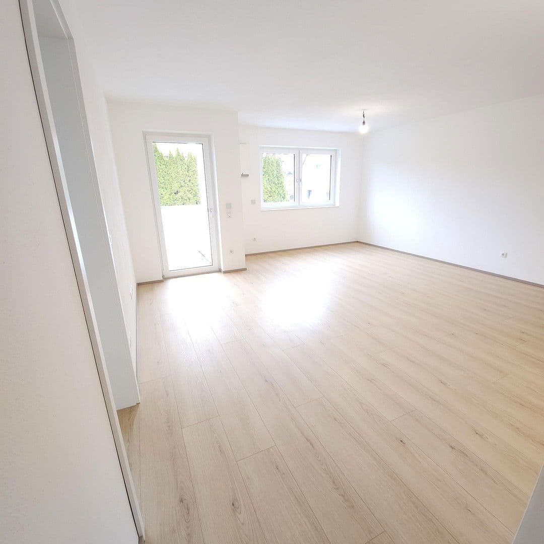 Prenájom bytu 2-izbový 58 m², Ergoldsbach, Bavorsko Prenájom bytu 2-izbový 58 m², Ergoldsbach, Bavorsko