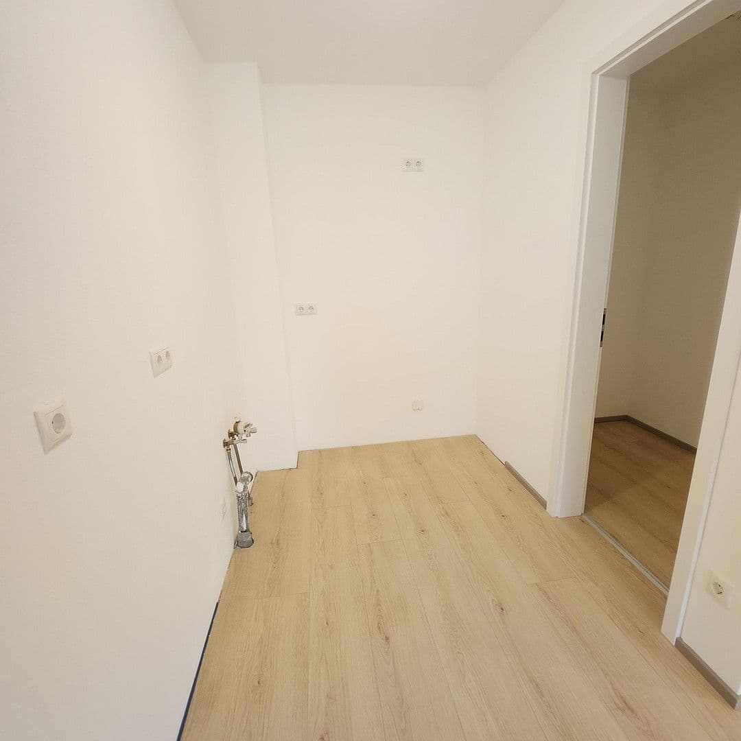 Prenájom bytu 2-izbový 58 m², Ergoldsbach, Bavorsko Prenájom bytu 2-izbový 58 m², Ergoldsbach, Bavorsko