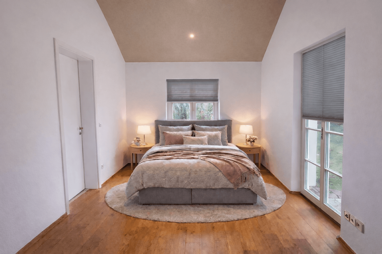 Predaj domu 320 m², pozemek 6.020 m², Bielefeld, Severné Porýnie - Westfálsko Predaj domu 320 m², pozemek 6.020 m², Bielefeld, Severné Porýnie - Westfálsko