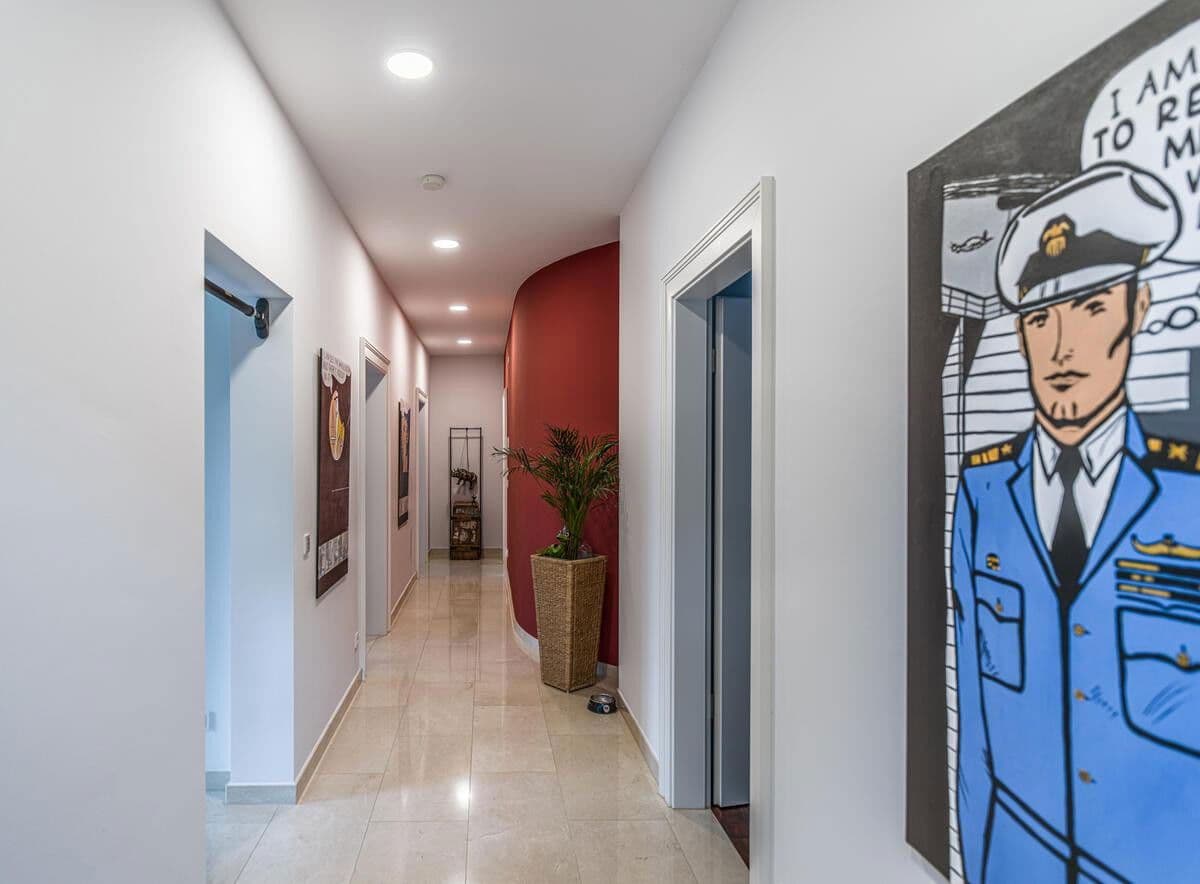 Predaj domu 416 m², pozemek 1.257 m², Wiesbaden, Hesensko Predaj domu 416 m², pozemek 1.257 m², Wiesbaden, Hesensko