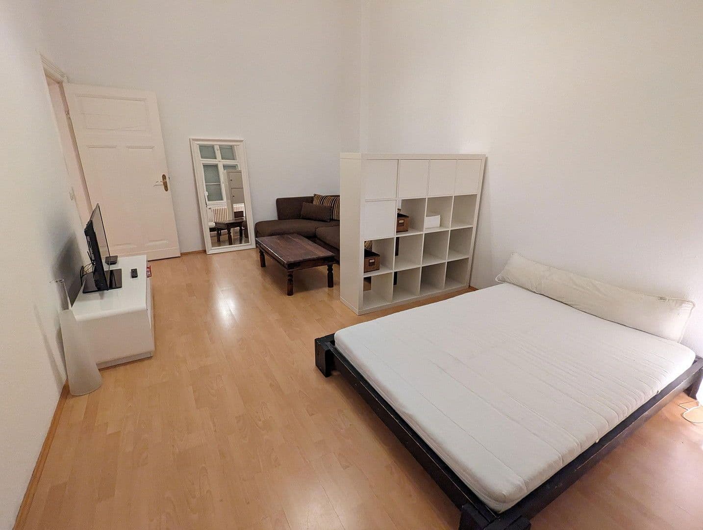Predaj bytu 2-izbový 70 m², Berlin, Berlín Predaj bytu 2-izbový 70 m², Berlin, Berlín