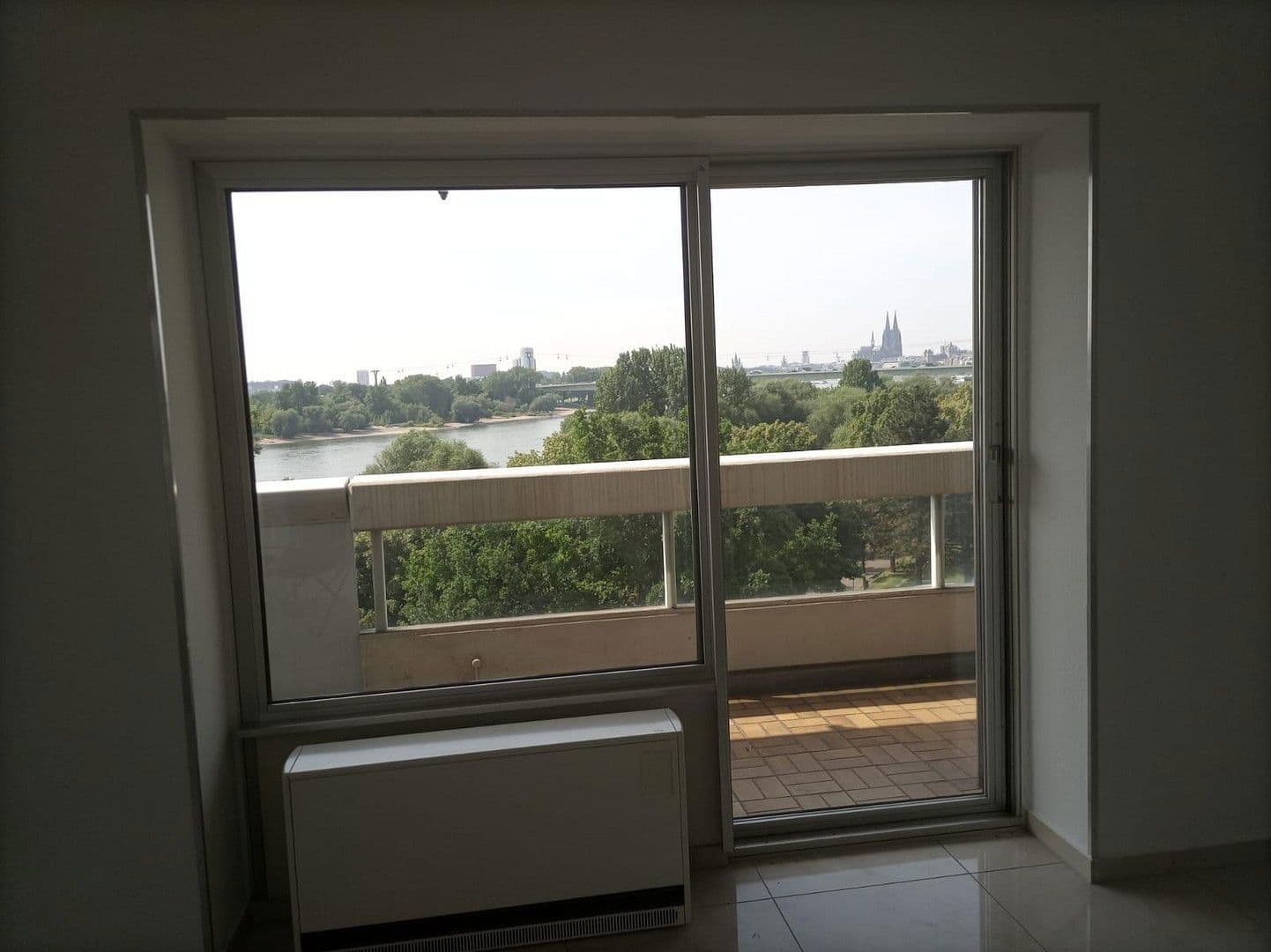 Prenájom bytu 2-izbový 86 m², Köln, Severné Porýnie - Westfálsko Prenájom bytu 2-izbový 86 m², Köln, Severné Porýnie - Westfálsko