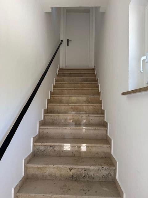 Prenájom bytu 5-izbový 122 m², Berg, Bavorsko Prenájom bytu 5-izbový 122 m², Berg, Bavorsko