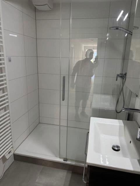 Prenájom bytu 5-izbový 122 m², Berg, Bavorsko Prenájom bytu 5-izbový 122 m², Berg, Bavorsko