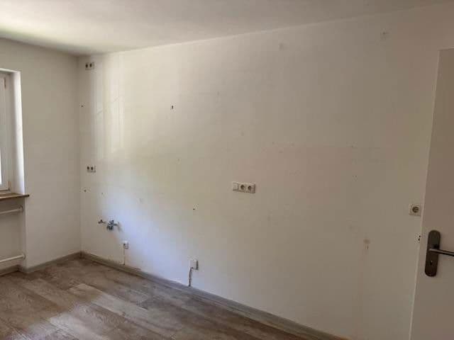 Prenájom bytu 5-izbový 122 m², Berg, Bavorsko Prenájom bytu 5-izbový 122 m², Berg, Bavorsko