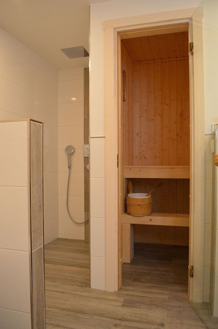 Predaj domu 89 m², pozemek 200 m², Wildgansstraße 71, Mirow, Meklenbursko-Predpomoransko Predaj domu 89 m², pozemek 200 m², Wildgansstraße 71, Mirow, Meklenbursko-Predpomoransko