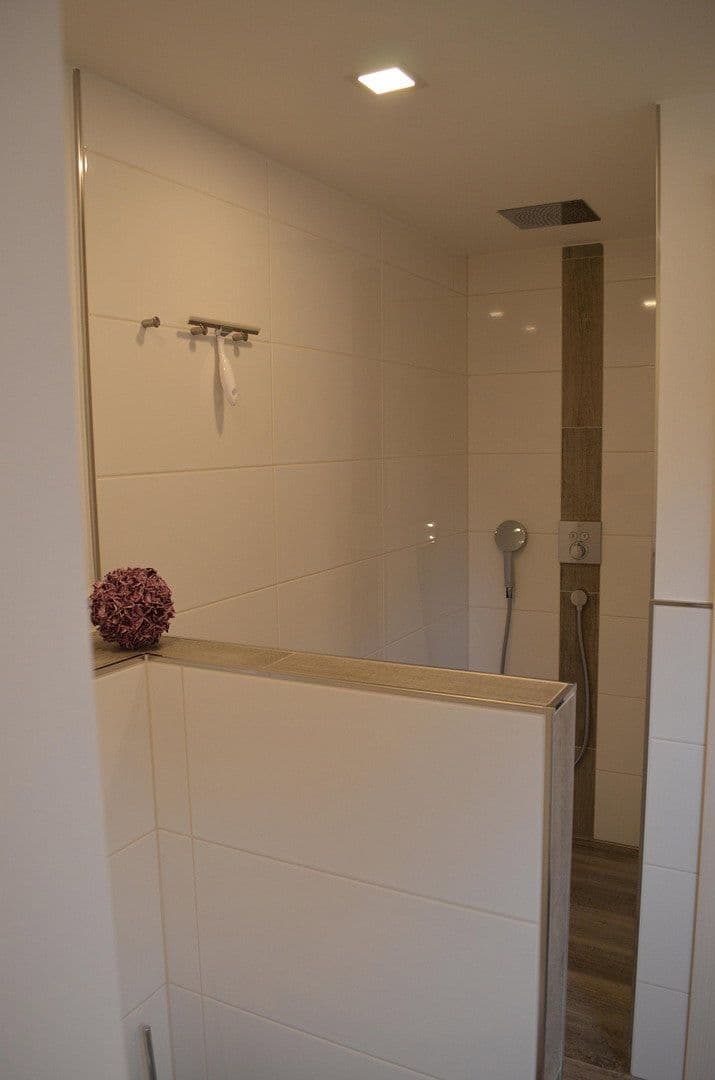 Predaj domu 89 m², pozemek 200 m², Wildgansstraße 71, Mirow, Meklenbursko-Predpomoransko Predaj domu 89 m², pozemek 200 m², Wildgansstraße 71, Mirow, Meklenbursko-Predpomoransko